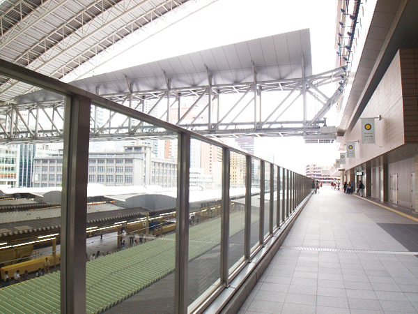 大阪駅ビル3